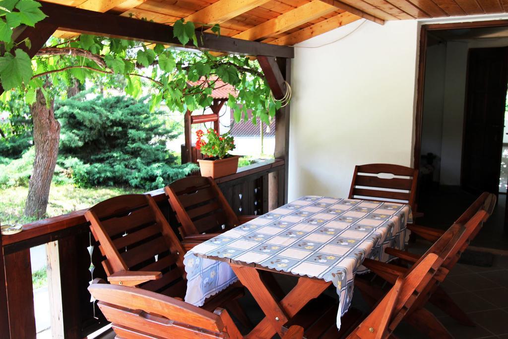 Lugas Vendégház Felsőtold Extérieur photo